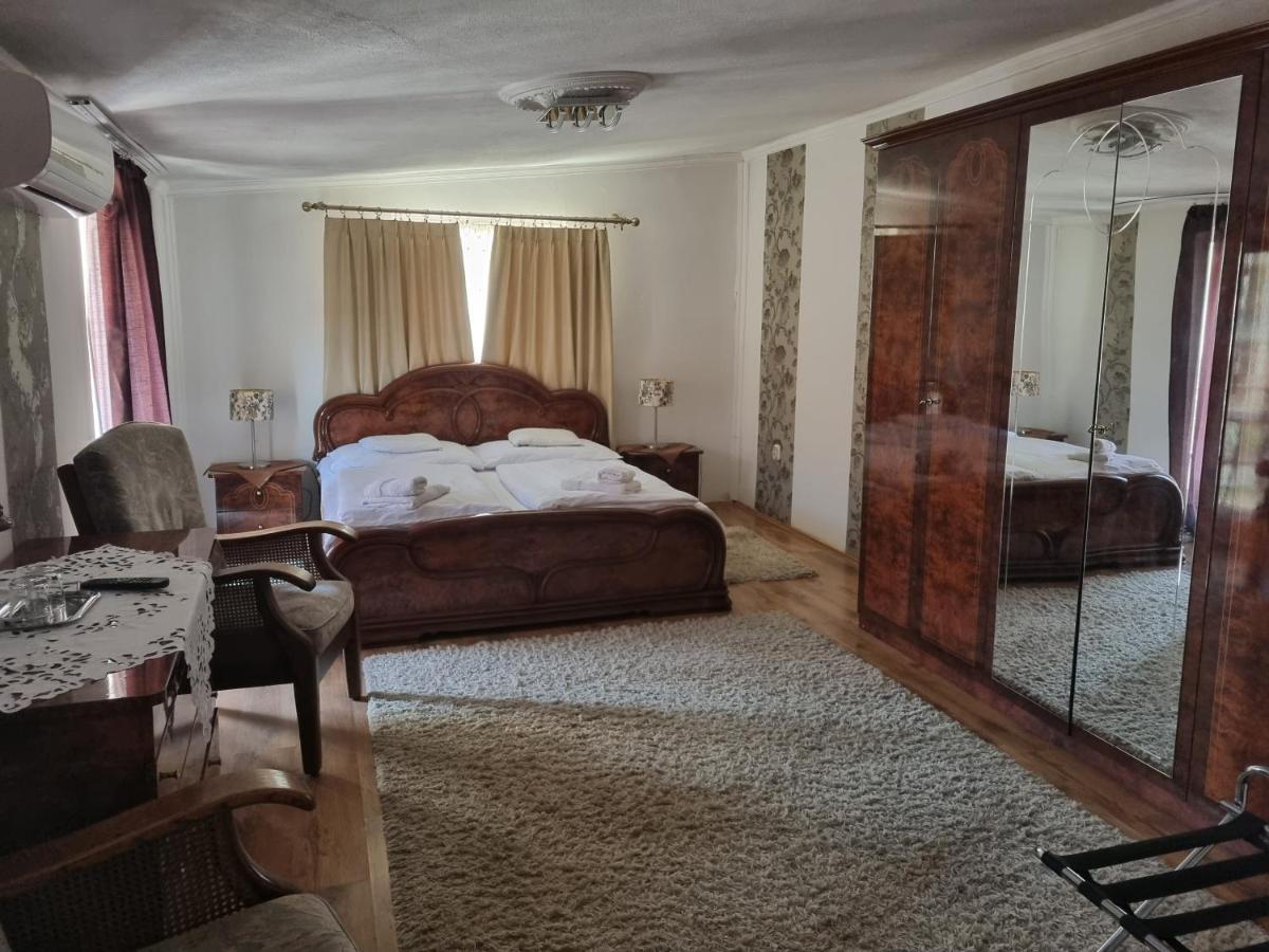 Bastya Wellness Hotel - Nyírbátor 外观 照片