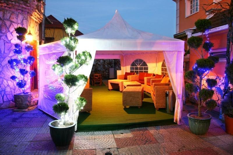 Bastya Wellness Hotel - Nyírbátor 外观 照片