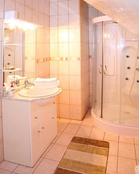 Bastya Wellness Hotel - Nyírbátor 外观 照片